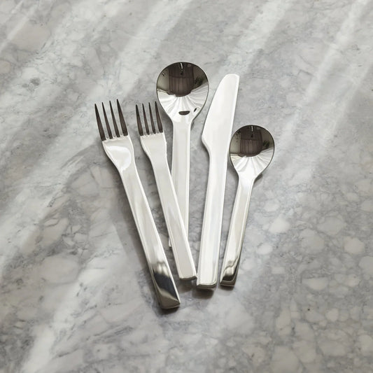 Flint Flatware lifestyle image