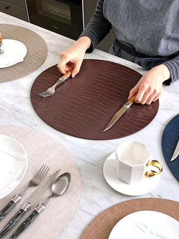 Dovi - Set of 2, Oval Placemats - Burgundy