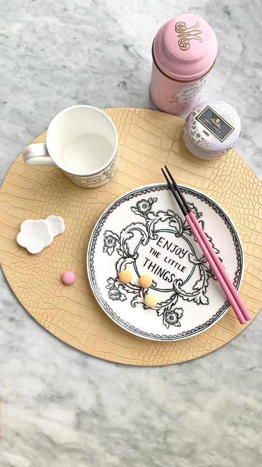 Dovi - Set of 2, Oval Placemats - Cream Yellow