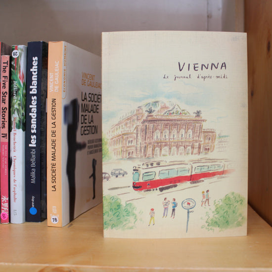 L'apres-Midi Travel Journal 98p. Italy Vienna Lifestyle Photo