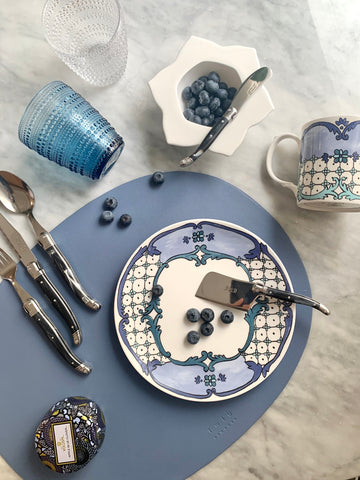 Deco - Set of 2, Oval Placemats - Light Blue