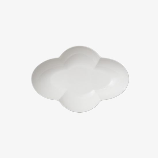 Saesol 9" Oval Bowl White Background Image