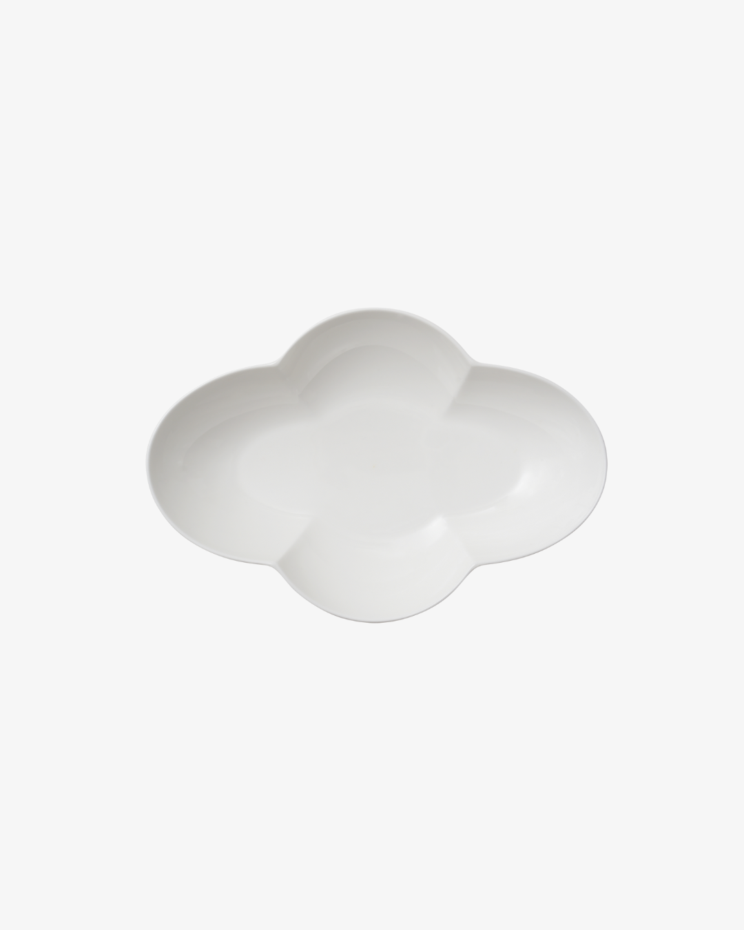 Saesol 9" Oval Bowl White Background Image