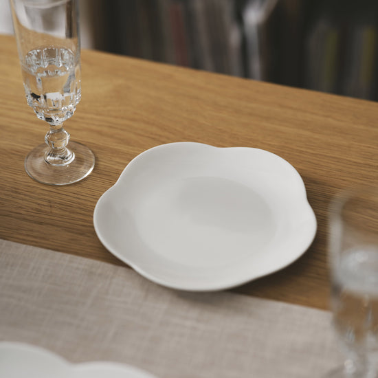 Saesol Bread & Butter Plate Lifestyle Image