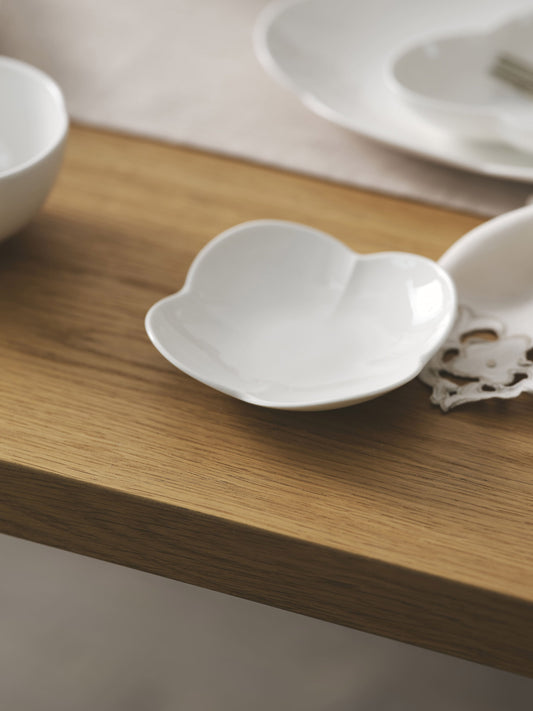 Saesol Canape Plate Lifestyle Image 1