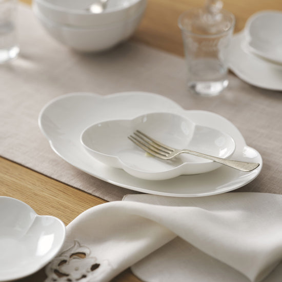 Saesol 9" Oval Bowl Lifestyle Image