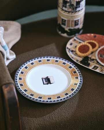 Hôtel Fantôme - 8" Plate B