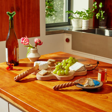 Twist Spread Set lifestyle image