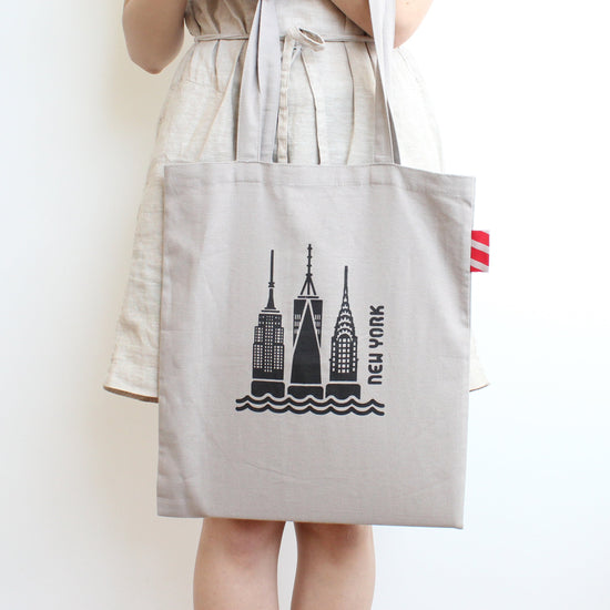 Paperways Tote Bag New York Skyline White Background Photo