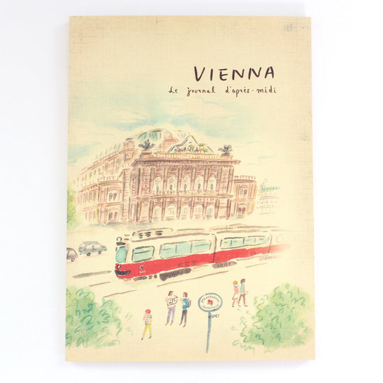 L'apres-Midi Travel Journal 98p. Italy Vienna White Background Photo